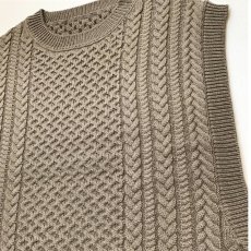 画像2: powder  cable  knit  vest  ミルクティーベイジュ (2)