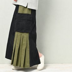 画像2: Redesign  military  skirt  リメイクミリタリースカート　ブラック＆オリーブ (2)