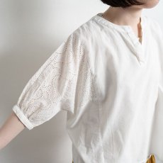 画像2: embroidery blouse ホワイト (2)